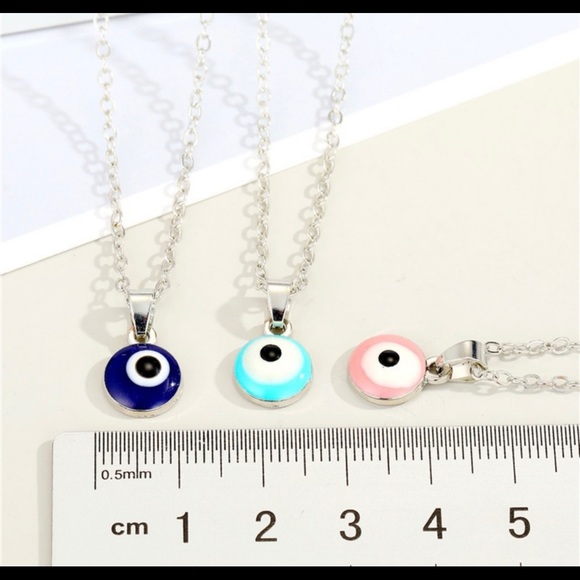 Evil eye necklace - Picture 3 of 8